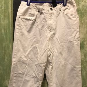 Crazy Horse Size 4 White Denim Capris